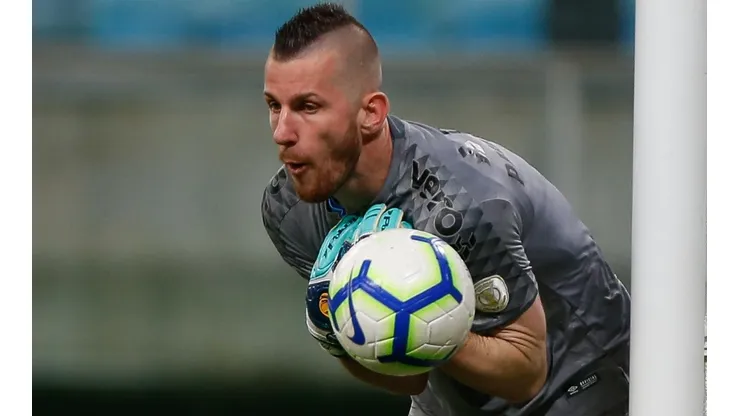 Paulo Victor era a primeira opção dos paraguaios - Foto: Jeferson Guareze/AGIF.