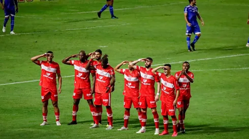 Vitória x CRB se enfrentam pela Copa do Nordeste - (Getty Images)