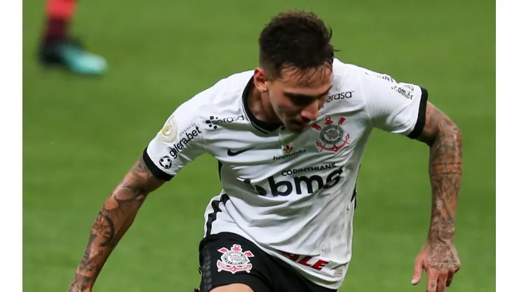Gustavo Mosquito marcou o gol que vai dando a vitória ao Timão (Foto: Getty Images)