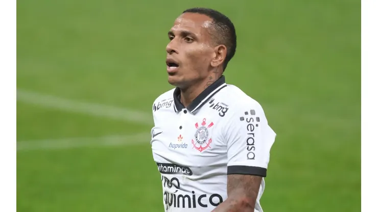 Otero não vem rendendo o esperado dentro de campo - Foto: Marcello Zambrana/AGIF.