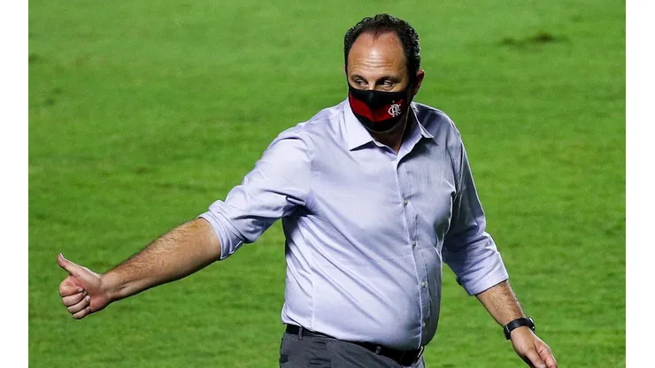 Treinador solicitou reforços à diretoria rubro-negra (Foto: Getty Images)