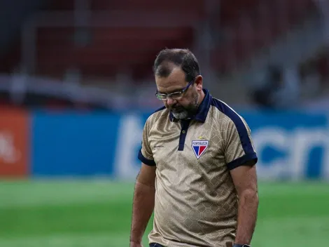 Enderson Moreira se revolta com pedido de demissão da torcida