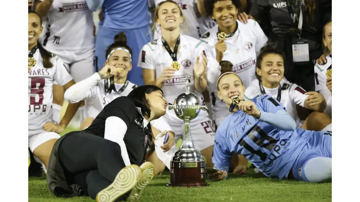 Ferroviária conquista a Libertadores Feminina pela segunda vez. (Foto: Reprodução Twitter Ferroviária)