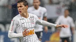 Mateus Vital em ação pelo Corinthians (Foto: Getty Images)