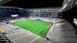 Dirigentes do Corinthians viajam atrás de parcerias e vendas de jogadores. (Foto: Getty Images)