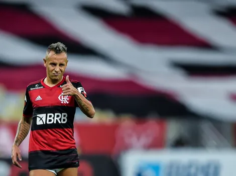 Flamengo desiste de Rafinha e assunto chega ao Atlético-MG
