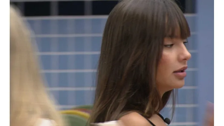 Thais durante conversa com Viih Tube