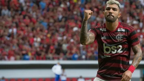 Túlio Maravilha entra em cena, provoca Gabigol e traça uma meta ao atacante