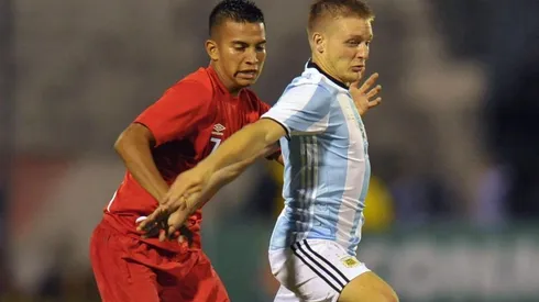 Távara (esq) pode reforçar o Inter - Foto: Getty Images.