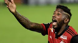 Jogador atuou com Filipe Luís pelo Fla - Foto: Thiago Ribeiro/AGIF.