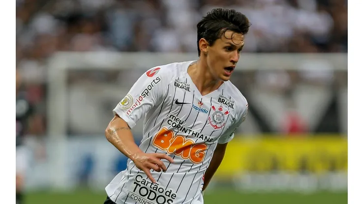Camisa 22 fechou a vitória corintiana com um golaço (Foto: Getty Images)