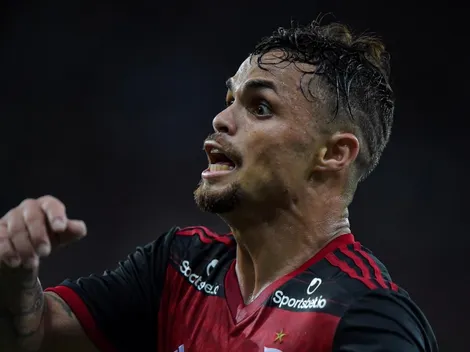 Investida por Michael vira tema no Inter