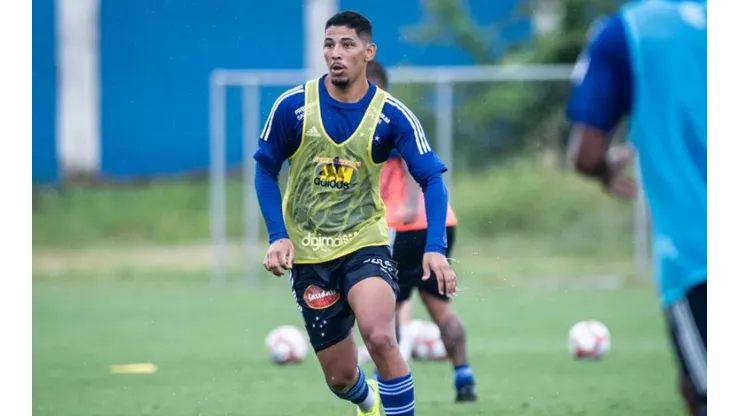 Cruzeiro manterá Zé Eduardo no repouso por alterações cardíacas