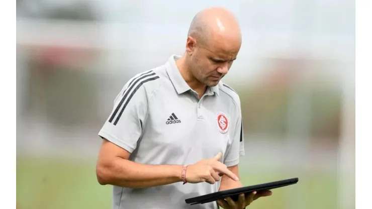 Ramírez consegue visto de trabalho e aguarda BID para estrear no Internacional