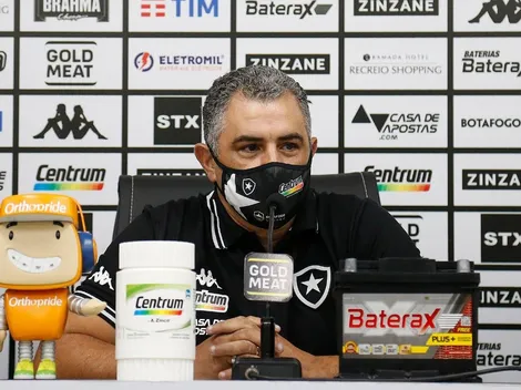 Chamusca pede a Freeland a contratação de mais 4 jogadores