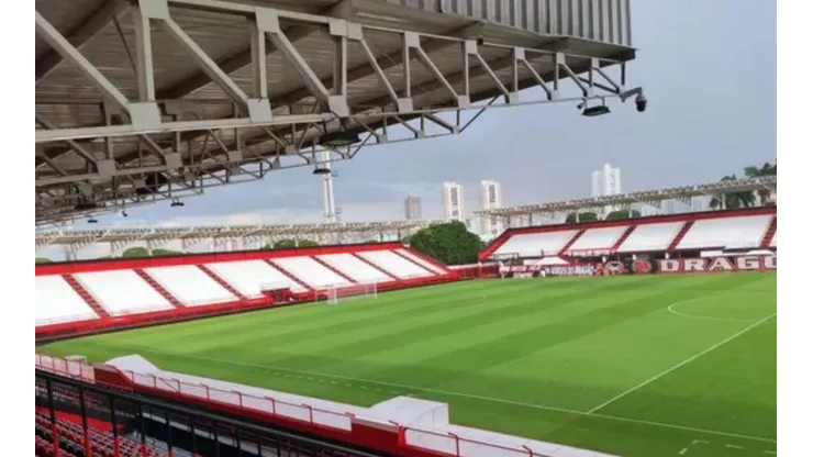 Novo decreto proíbe jogos de futebol em Goiás até final de março