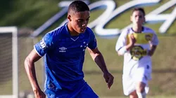 João Mendes joga na base do Cruzeiro