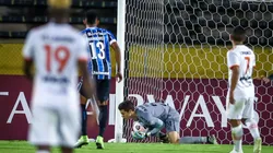 Grêmio vence Ayacucho com time alternativo e confirma classificação