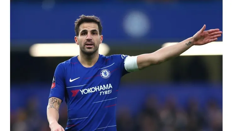 Cesc Fábregas, técnico do Como que pediu a contratação de atacante do Santos, em ação pelo Chelsea, quando era jogador. Foto: Getty Images/Clive Rose/Inglaterra