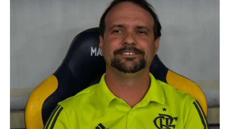 Substituindo Ceni, treinador deve ter 2 novidades entre os relacionados - Foto: Thiago Ribeiro/AGIF.