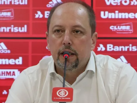 Empresário ajuda Barcellos, que pode contratar zagueiro do Nacional-URU