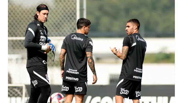 Cássio se recupera do coronavírus e pode voltar em Corinthians x São Caetano