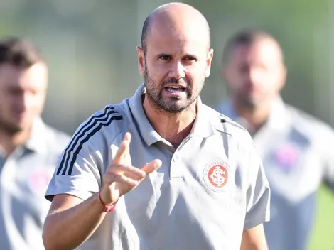 Barcellos joga a responsa em Ramírez, que pode vetar saída de goleiro do Inter