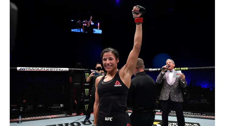 Julianna Peña deve ser a próxima a desafiar Amanda Nunes (Foto: Reprodução/Twitter/Julianna Peña)