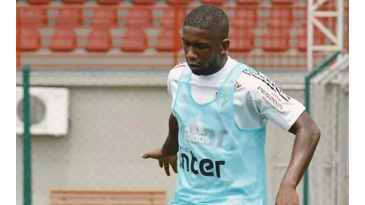 São Paulo acerta empréstimo de Toró ao Sport