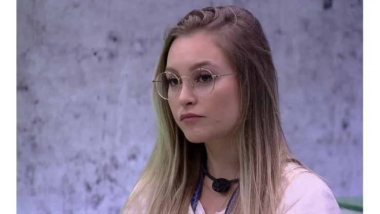 BBB 21: Carla Diaz distribuiu emojis de 'coração partido' após formação do paredão