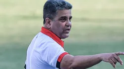 Treinador pode receber um reforço para o ataque - Foto: Thiago Ribeiro/AGIF.
