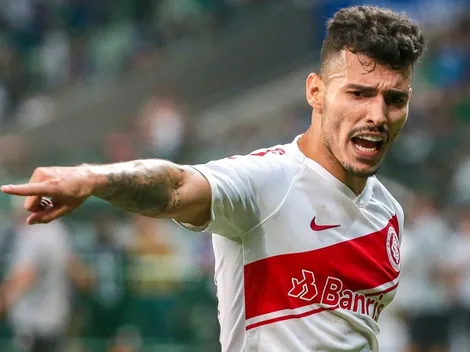 Pássaro adota nova estratégia e Vasco se aproxima de fechar com Zeca