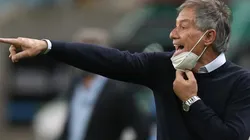 Ariel Holan foi contratado pelo Santos até dezembro de 2023