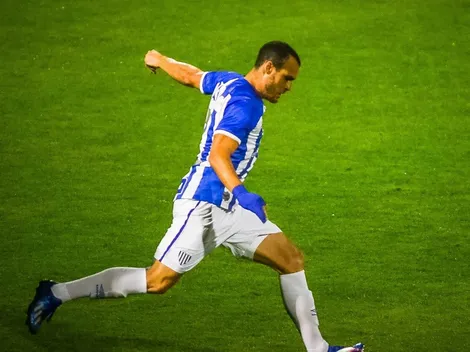 Botafogo não para em Pedro Castro e planeja proposta por meio-campista