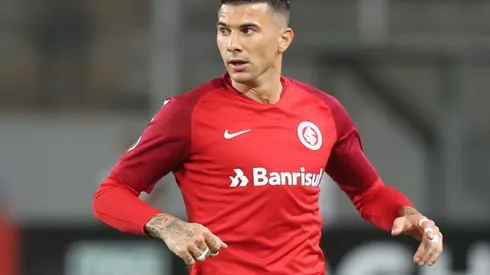 Palmeiras está interessado na contratação de Víctor Cuesta, do Internacional