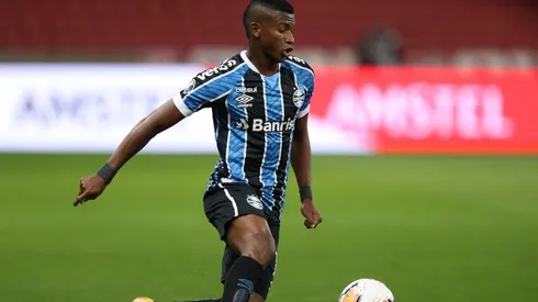 São Paulo acerta a contratação do lateral-direito Orejuela; jogador é o segundo reforço para a temporada de 2021