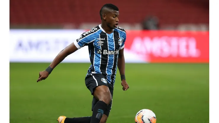 São Paulo acerta a contratação do lateral-direito Orejuela; jogador é o segundo reforço para a temporada de 2021