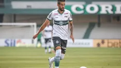 Jonathan faz exames no Botafogo e deixa Coritiba