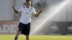 Léo Jabá, ex-Corinthians, acerta com o Atlético-GO