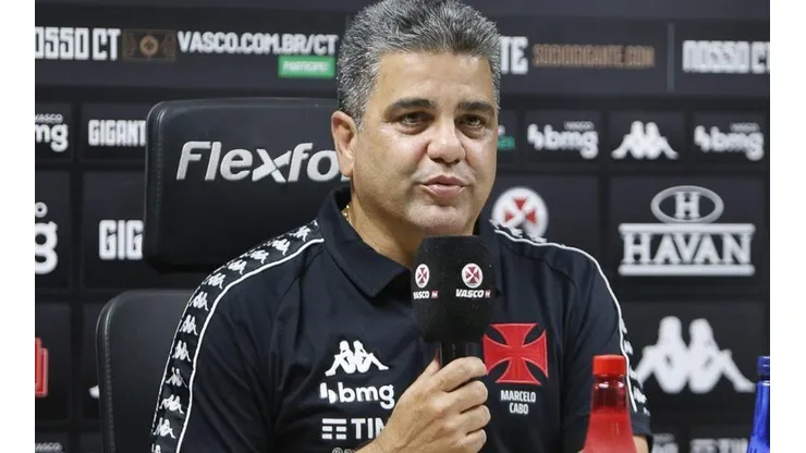 Treinador deseja contar com o volante - Foto: Rafael Ribeiro/Vasco.