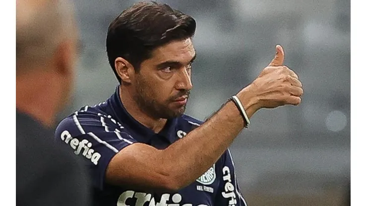 Abel vem aprovando o rendimento do jogador nos treinos - Foto: Cesar Greco/Flickr Oficial do Palmeiras/Divulgação.