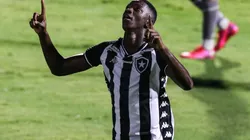 Babi é alvo do Grêmio. Foto: Alexandre Schneider/Getty Images