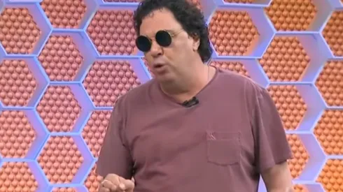 Em meio ao pico da pandemia da Covid-19 no Brasil, Casagrande defendeu nova paralisação do futebol