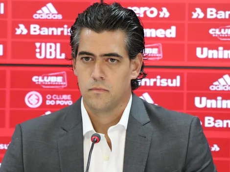 Bracks pede a palavra e elogia garotos do sub-20 do Internacional