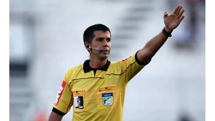 CBF escolhe Bruno Arleu para apitar decisão da Copa do Brasil