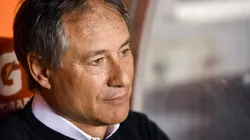 Ariel Holan foi apresentado oficialmente como o novo técnico do Santos
