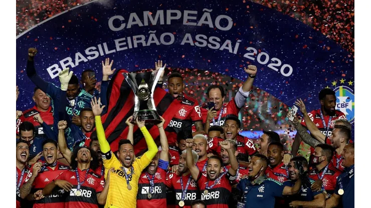Flamengo ultrapassa Palmeiras e vira líder do ranking da CBF