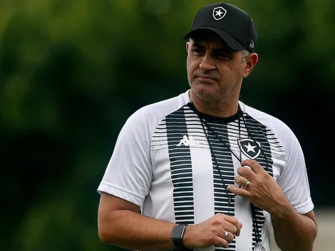 Botafogo procura Atlético-GO para fechar com atacante