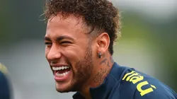 Neymar interagiu com os fãs no Instagram Stories e internautas foram à loucura
