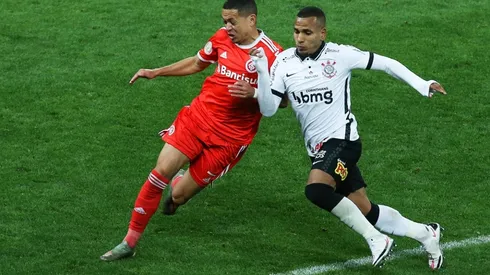 Internacional x Corinthians: veja o retrospecto das equipes em competições oficiais